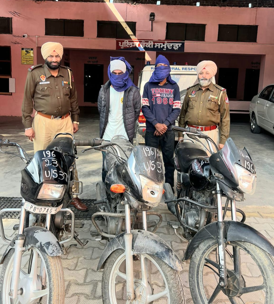 Garhshankar police arrested two youths along with three stolen motorcycles 